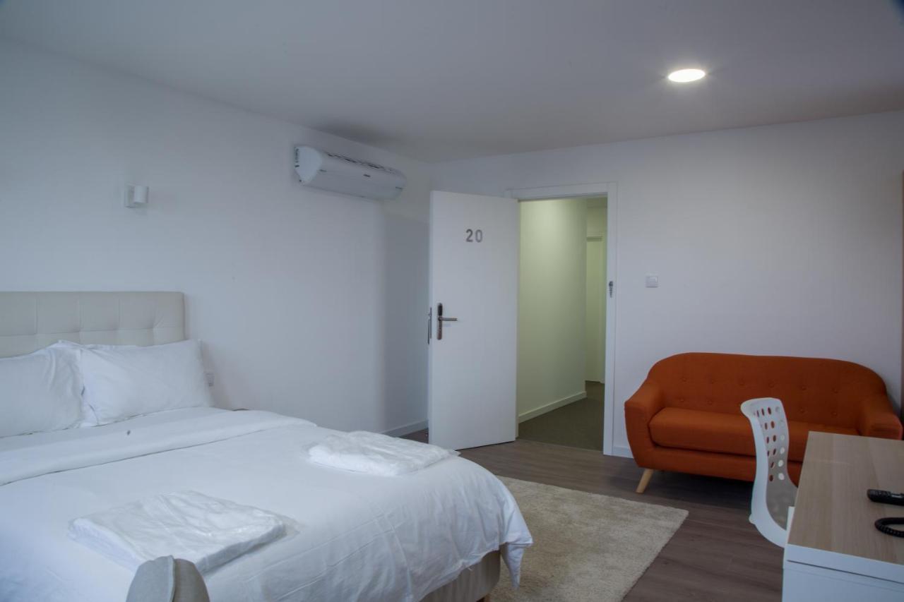 Wdc Aparthotel - Buea Екстер'єр фото