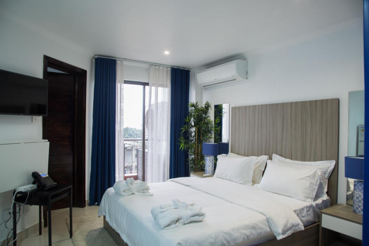 Wdc Aparthotel - Buea Екстер'єр фото