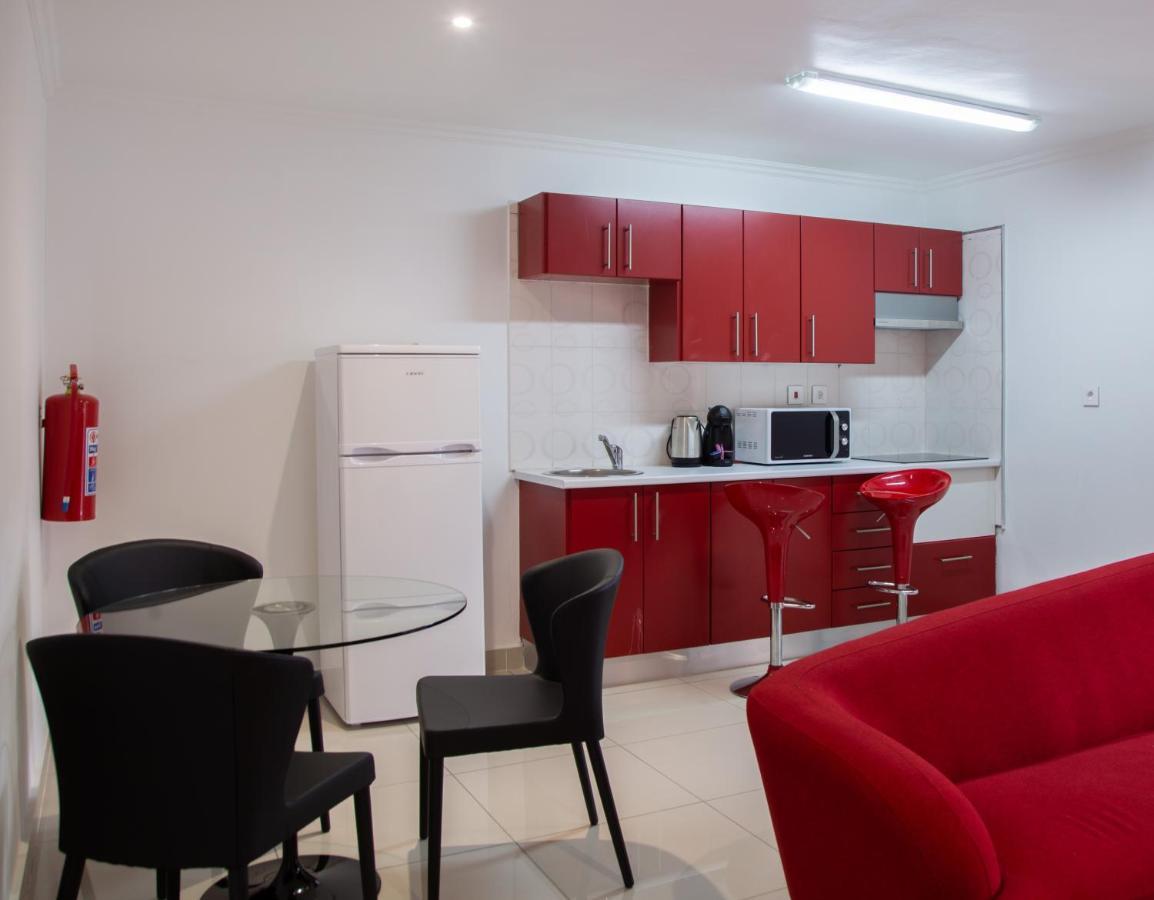 Wdc Aparthotel - Buea Екстер'єр фото