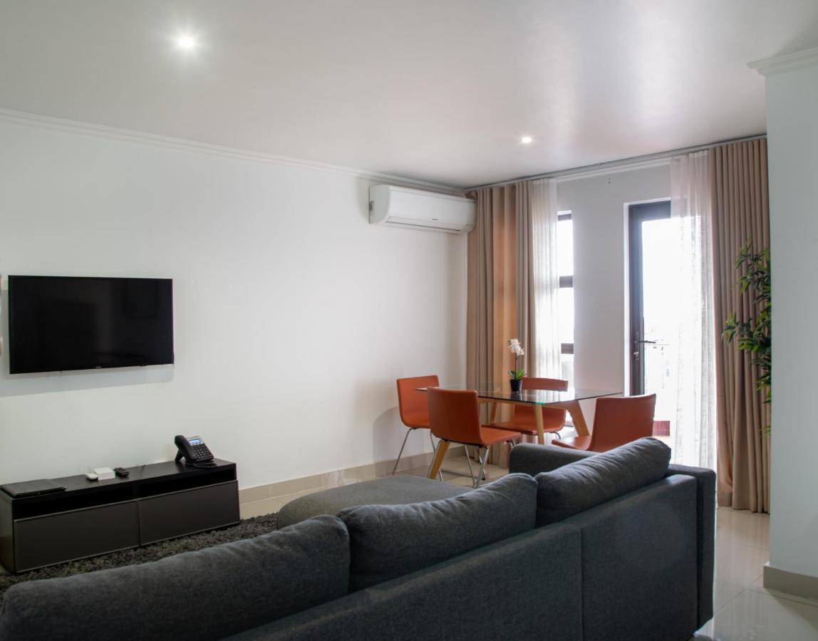 Wdc Aparthotel - Buea Екстер'єр фото