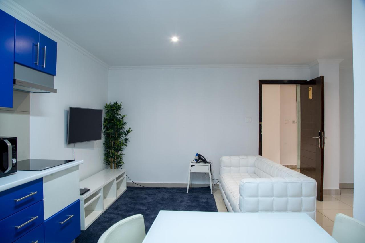 Wdc Aparthotel - Buea Екстер'єр фото