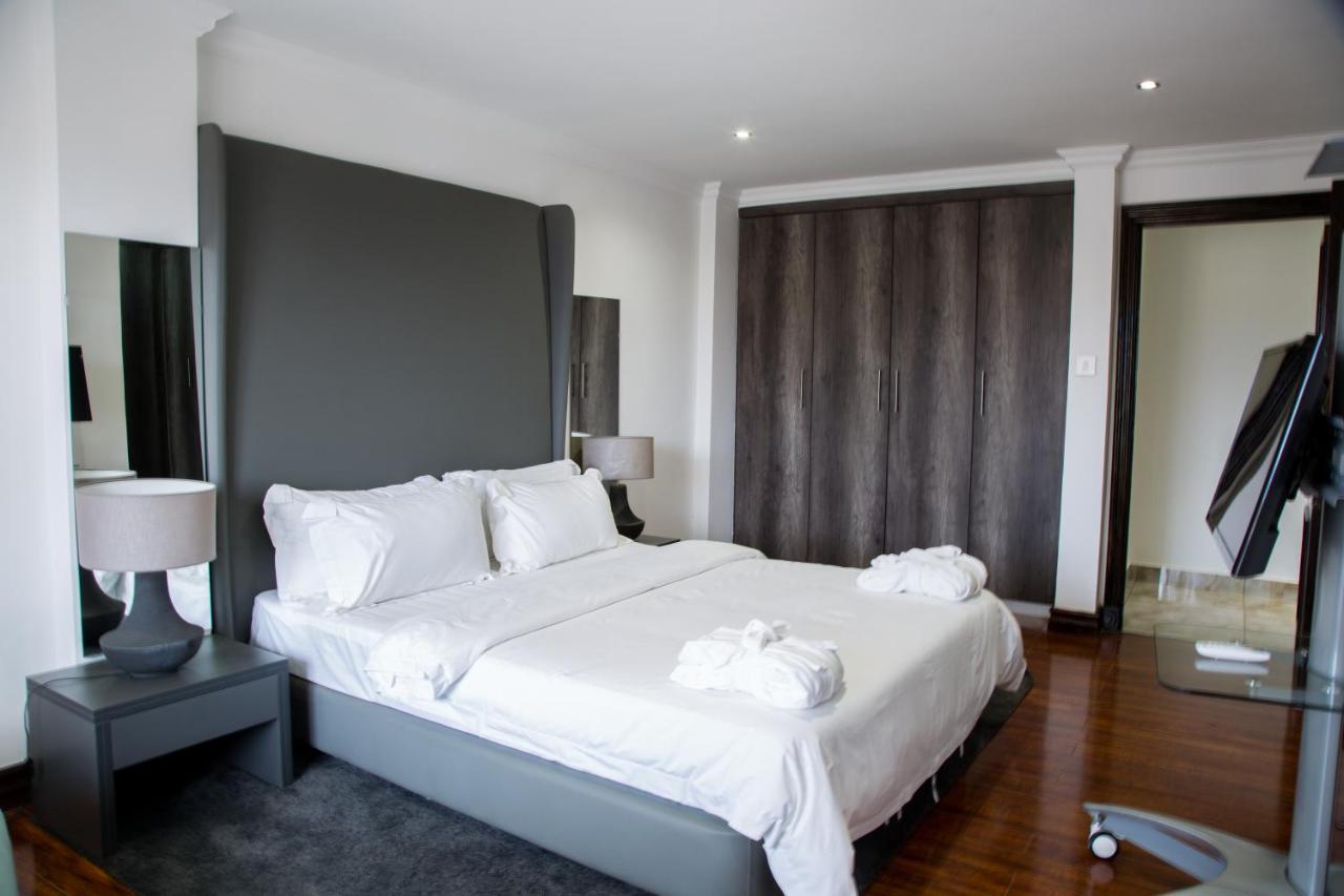 Wdc Aparthotel - Buea Екстер'єр фото