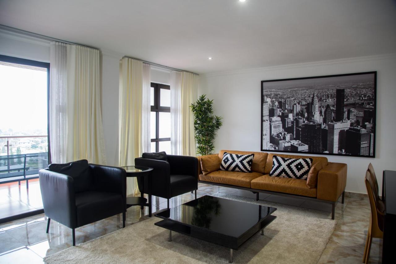 Wdc Aparthotel - Buea Екстер'єр фото