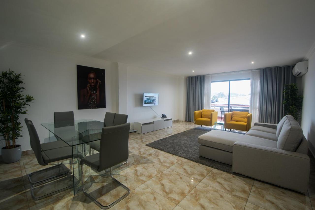 Wdc Aparthotel - Buea Екстер'єр фото