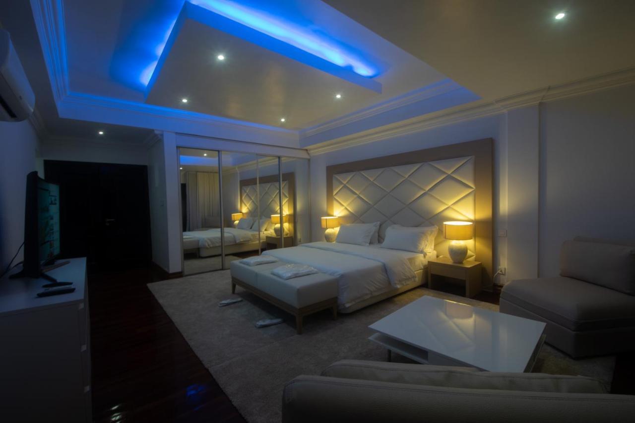 Wdc Aparthotel - Buea Екстер'єр фото